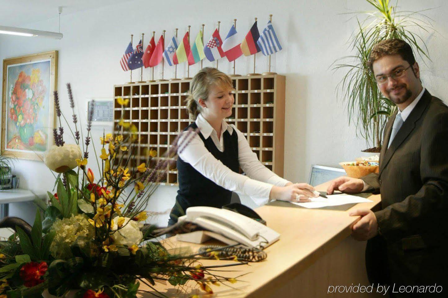 Ariva Boardinghouse Platanenhof Aparthotel MHG Inreriör bild
