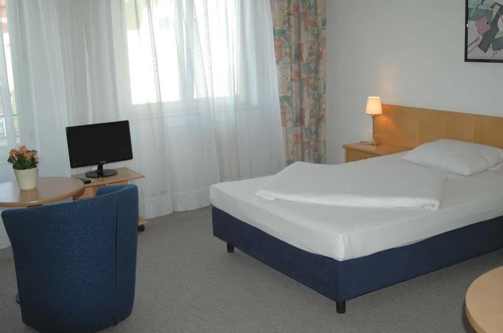 Ariva Boardinghouse Platanenhof Aparthotel MHG Exteriör bild